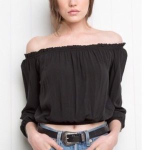 Brandy Melville off the shoulder top